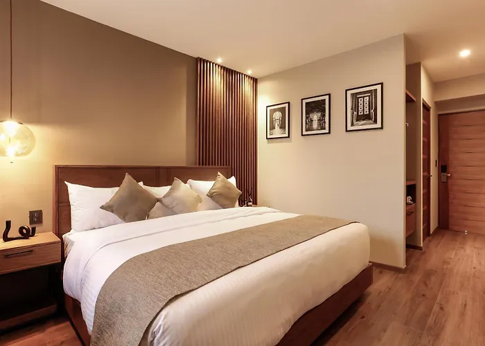 Reforma Capital Apartment Mexico City